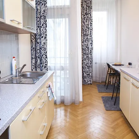 Апартаменты Modern Central Dlouha *