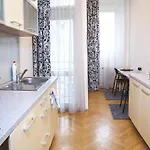 Lejlighed Modern Dlouha *