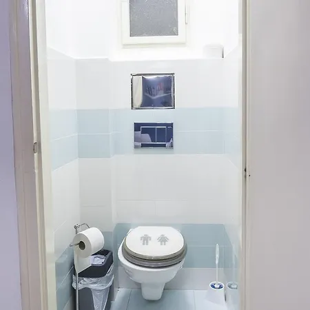Modern Dlouha Apartman *
